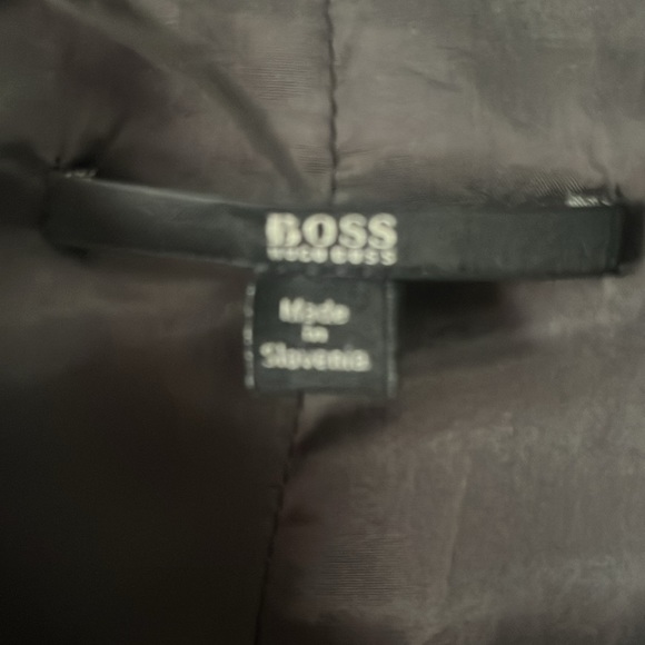 Hugo Boss short blazer. Pristine condition, worn a handful of times - Picture 2 of 4